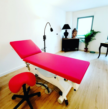 Renouvellement de table dans un cabinet de médecine générale et esthétique à Saint-Jean-De-Luz