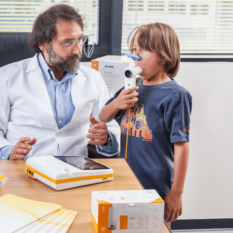 caractéristique spirolab spirometre de table mir utiliser par un enfant